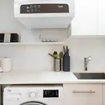 Converted Garage On Foss - King Bed