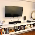 Artistic, Spacious And Comfortable 1 Bedroom Apartment