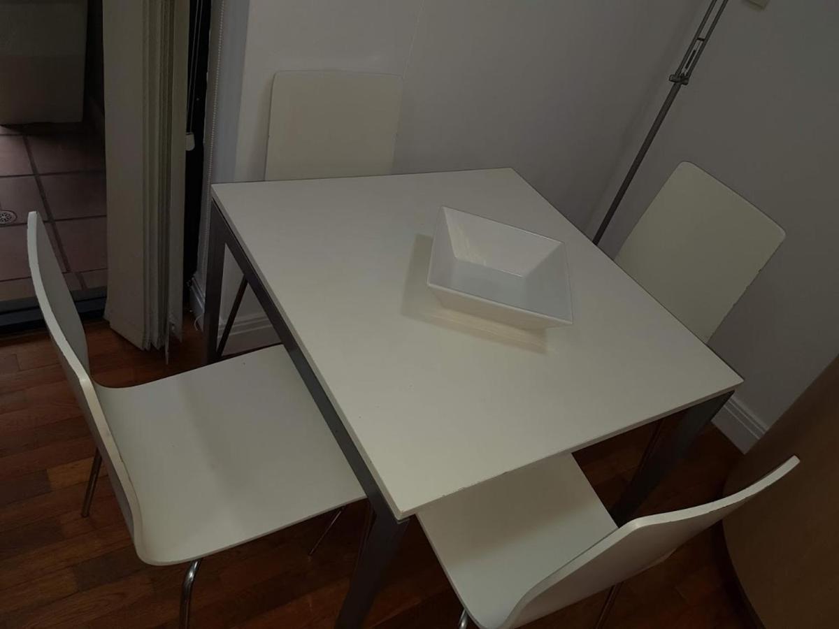 Potts Point Pet Friendly With Balcony