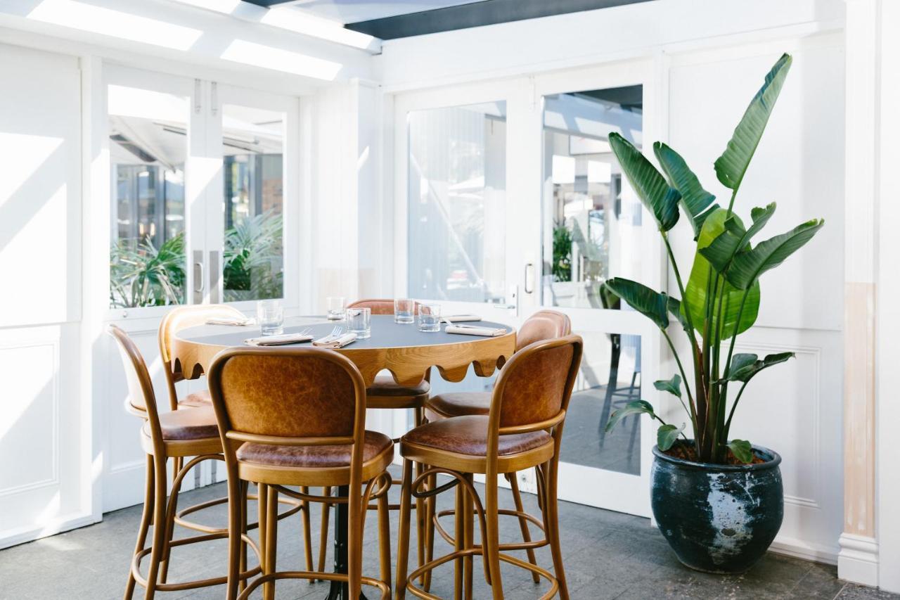 Coogee Bay Hotel 3*