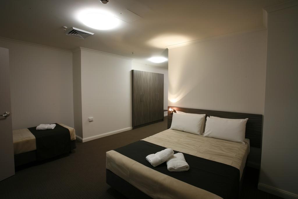 Hotel 28 Sydney