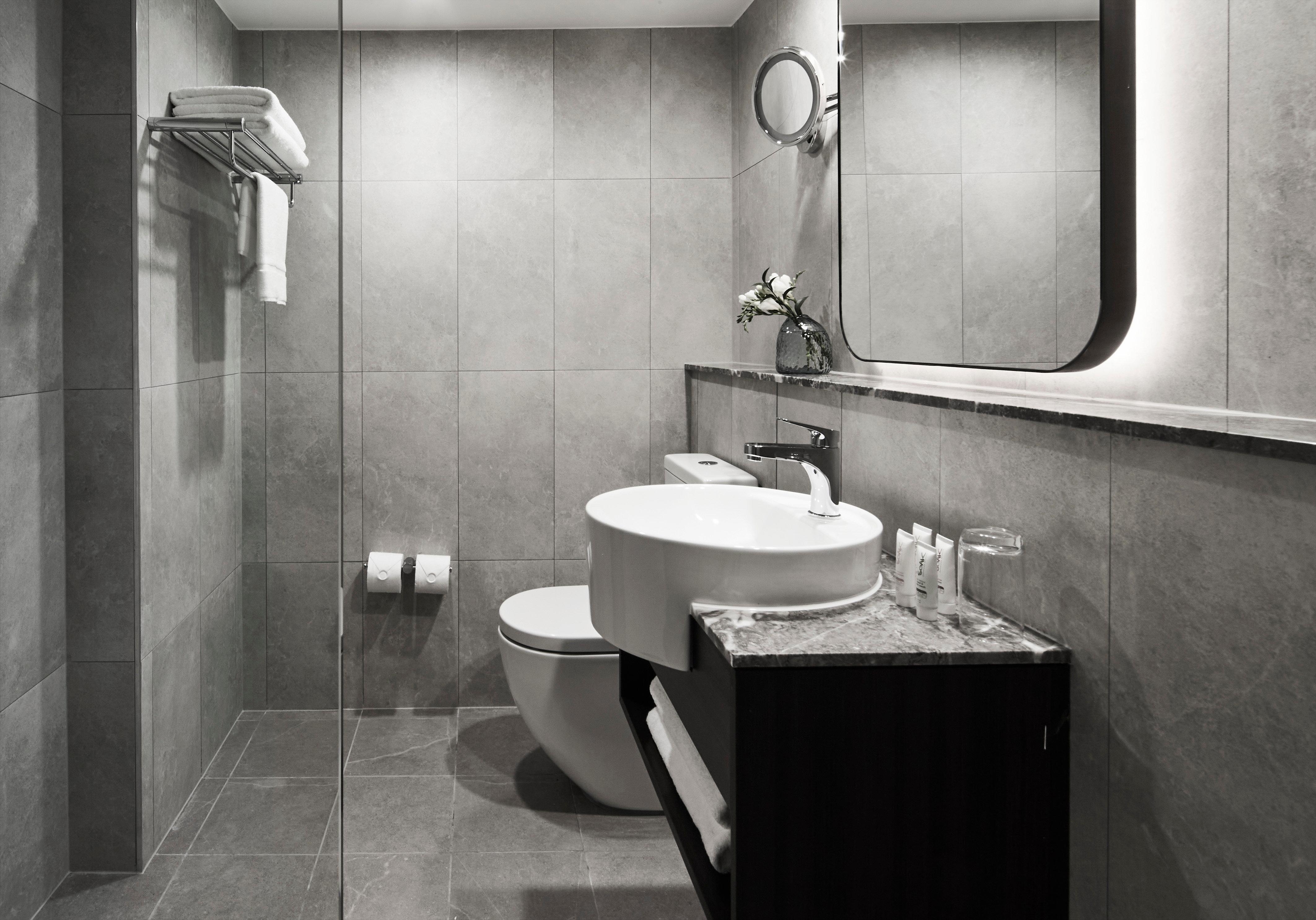 Crowne Plaza Airport By Ihg 4*