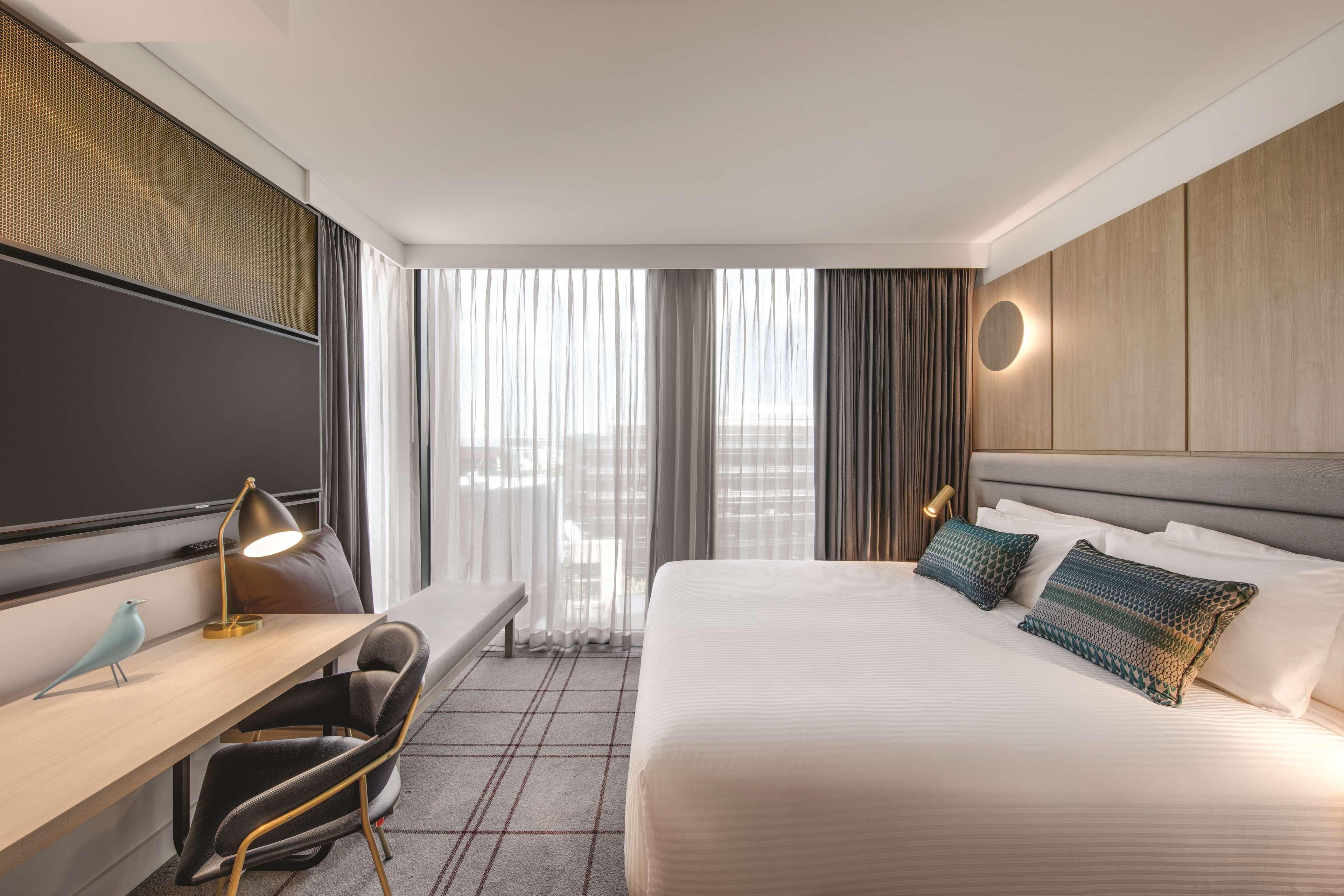 Vibe Darling Harbour Hotel 4*