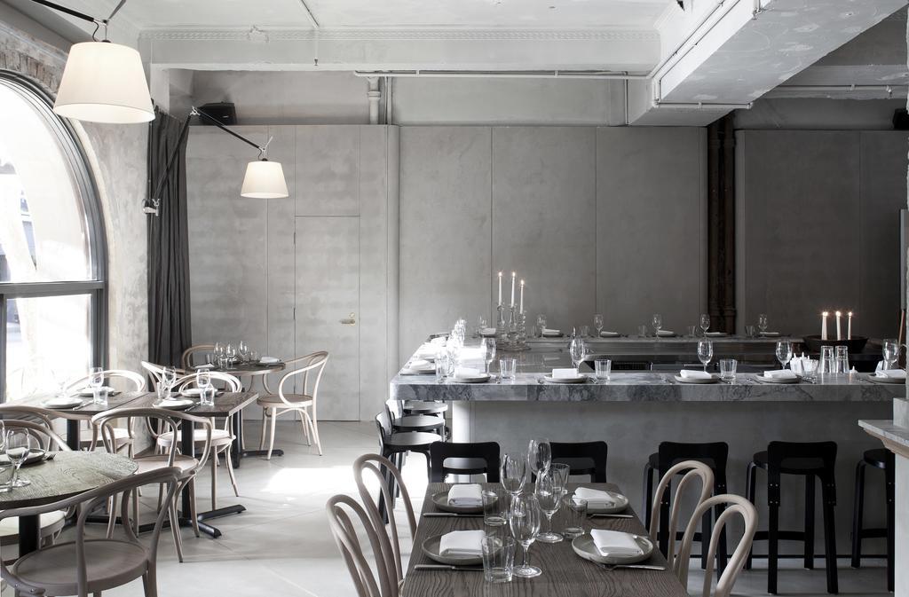 Devere 3* Sydney