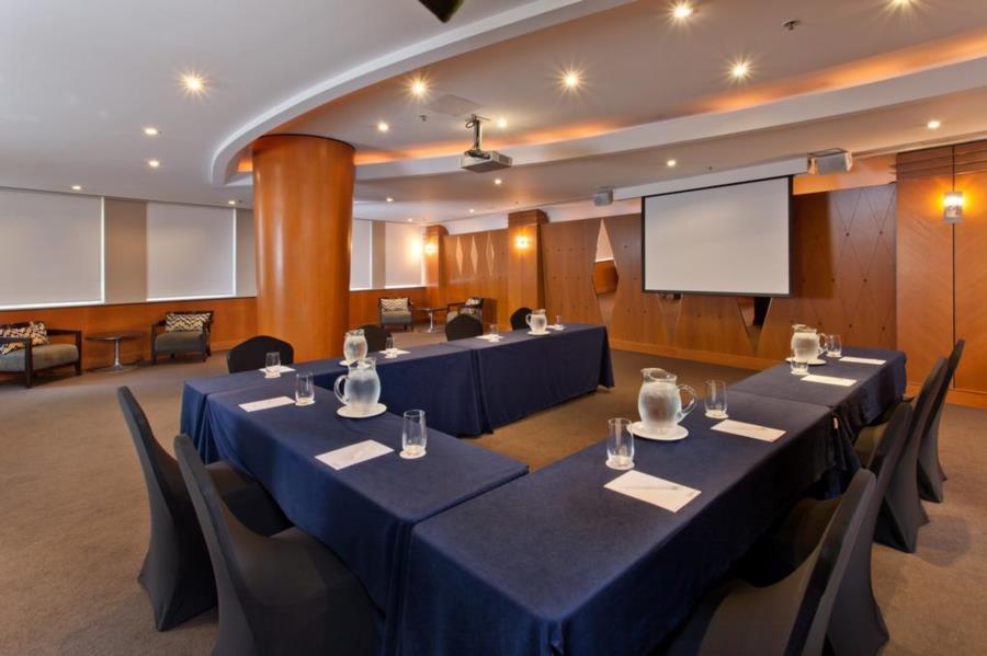 Hotel Rydges Darling Square 4*