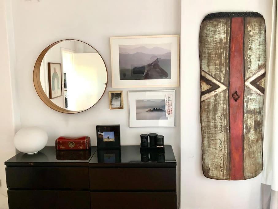 Artistic, Spacious And Comfortable 1 Bedroom Sydney