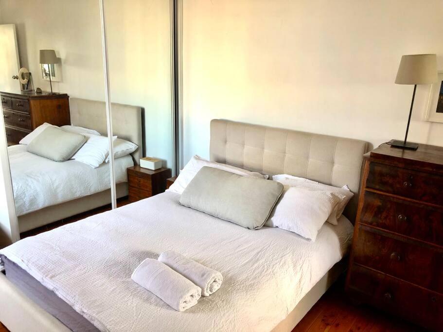 Apartment Artistic, Spacious And Comfortable 1 Bedroom Sydney