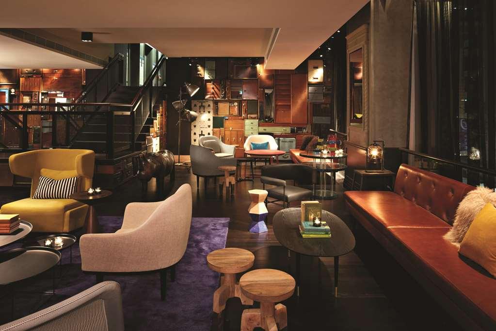 Hotel Qt Sydney