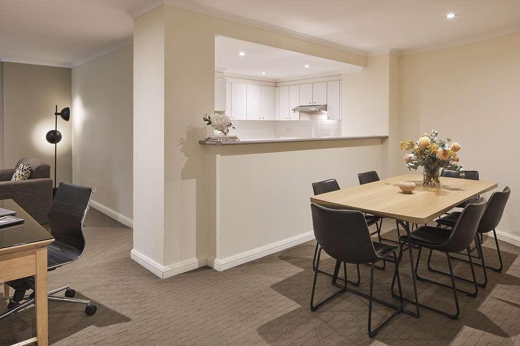 Hotel Rydges Darling Square 4*