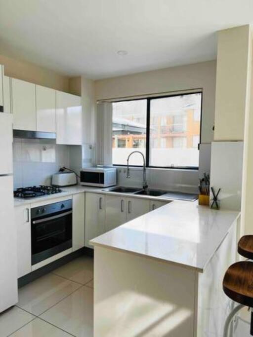 Apartment 2bedrooms 2bathrooms Oasis In Parramatta W Parking Sydney