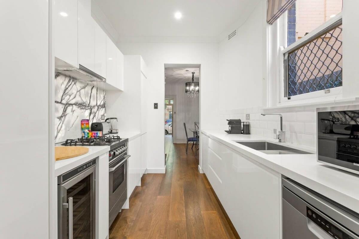 Holiday home Traditional 2-bed Terrace House In Millers Point *