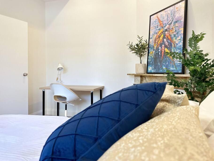 Apartment Cbd Newly Renovated Large Terrace Sydney