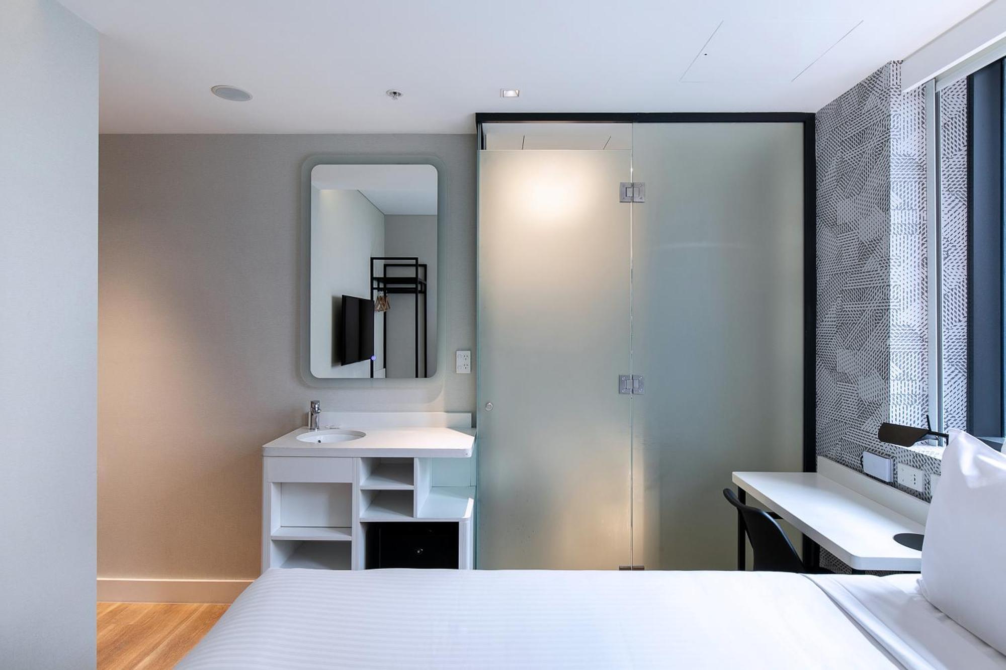 Kith Darling Harbour Hotel