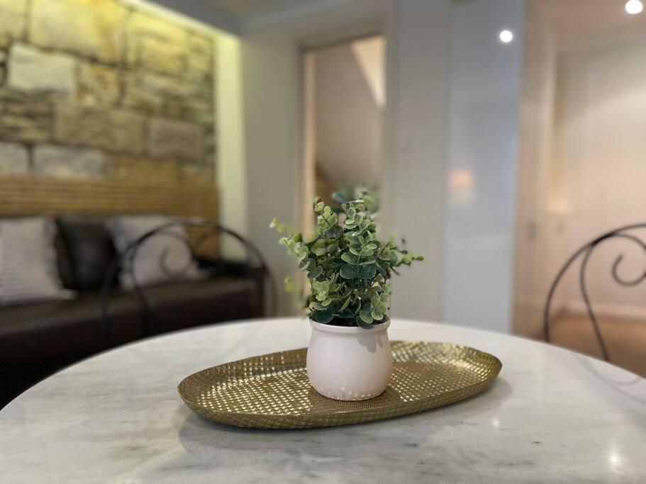 Apartment Escape - Pyrmont Stylish