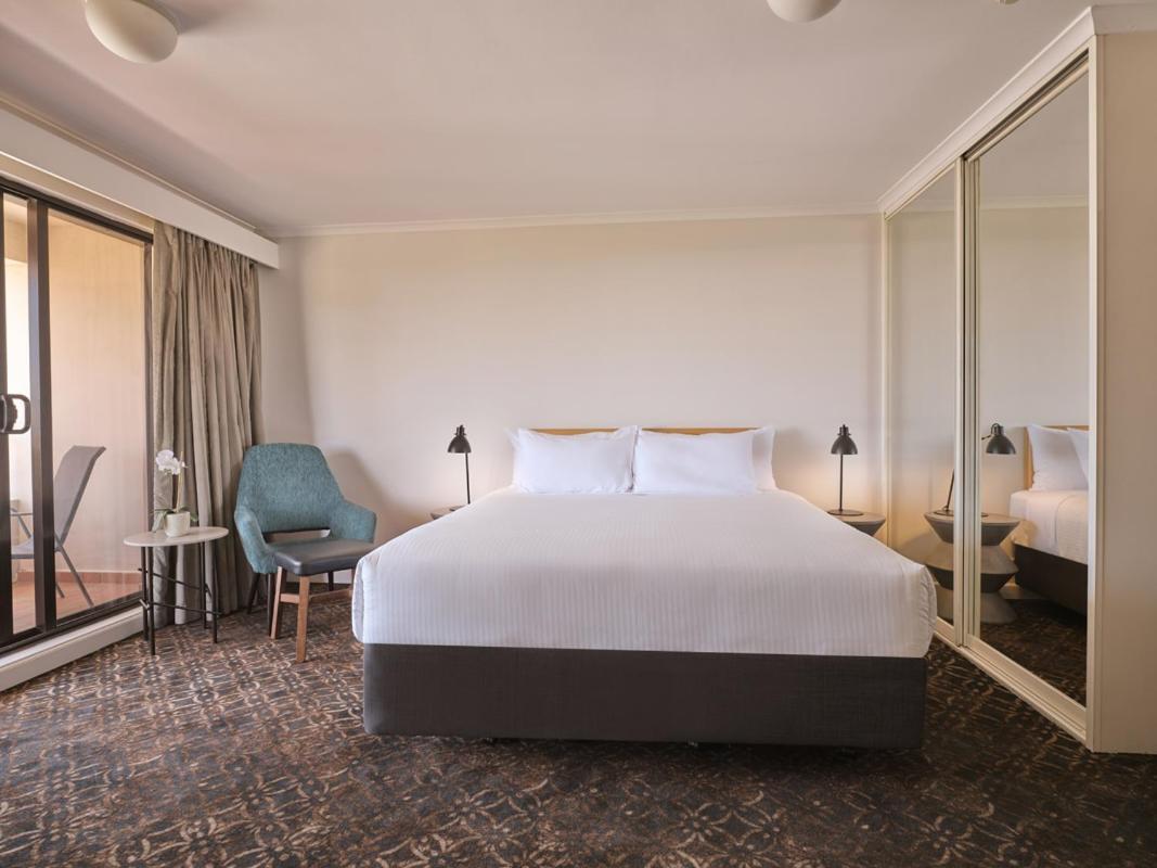 Rendezvous The Rocks Hotel