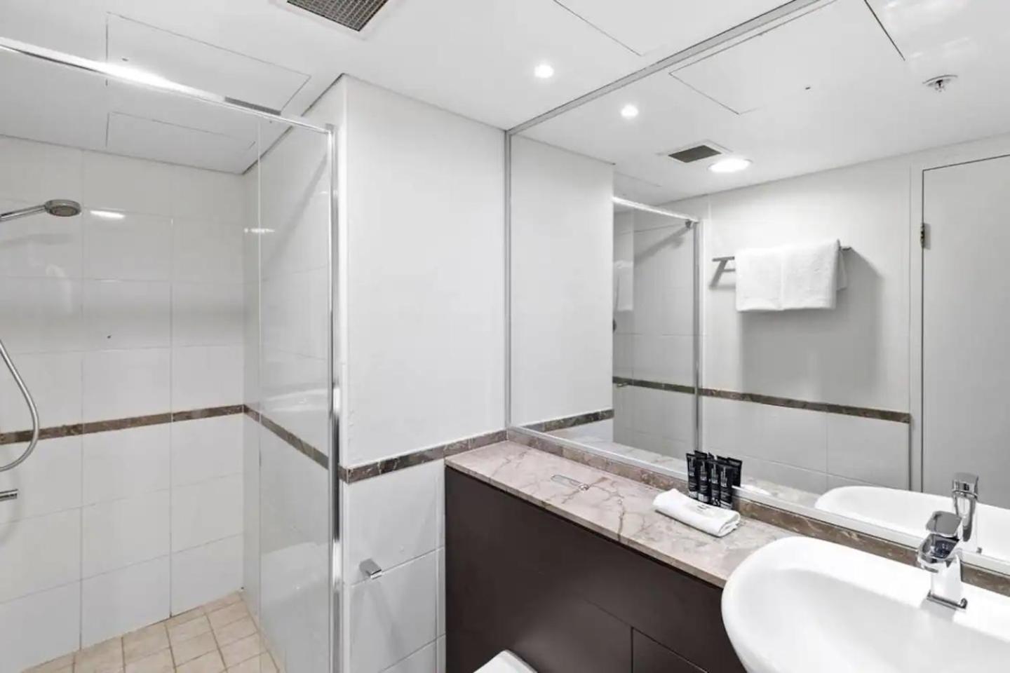 Apartment Kozyguru Haymarket High Level 2b Nha653-1701 *