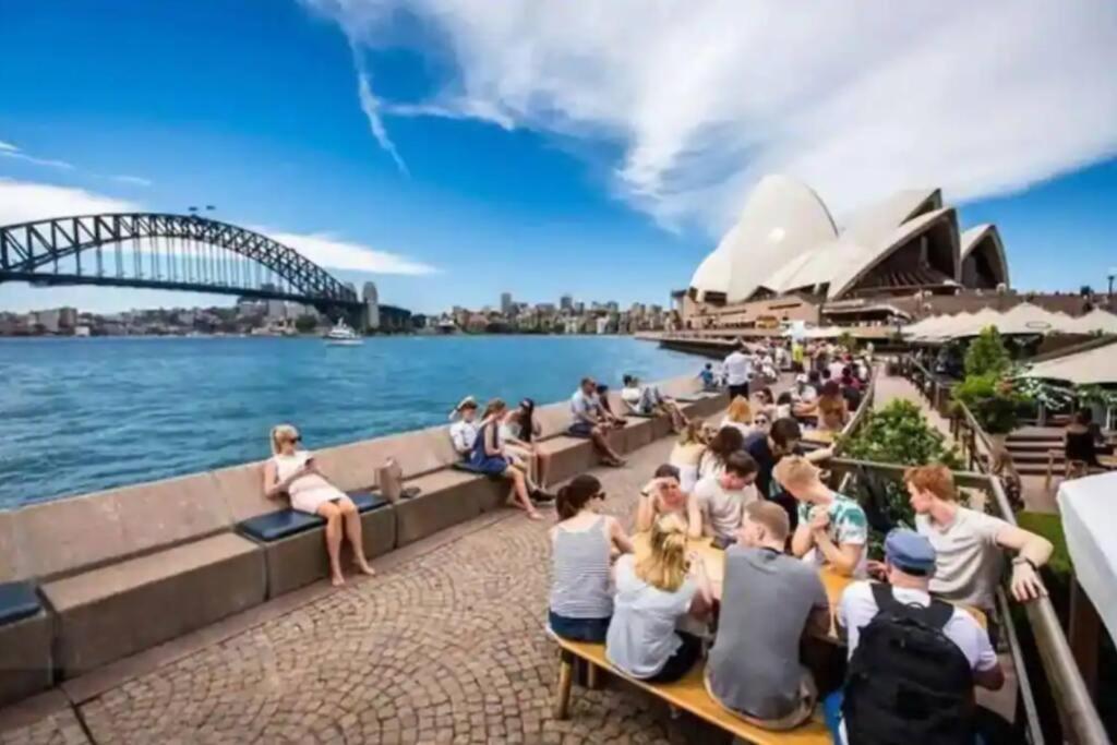 Cozy Modern Peaceful Citypad - Balcony Ac Laundry Apartment Sydney
