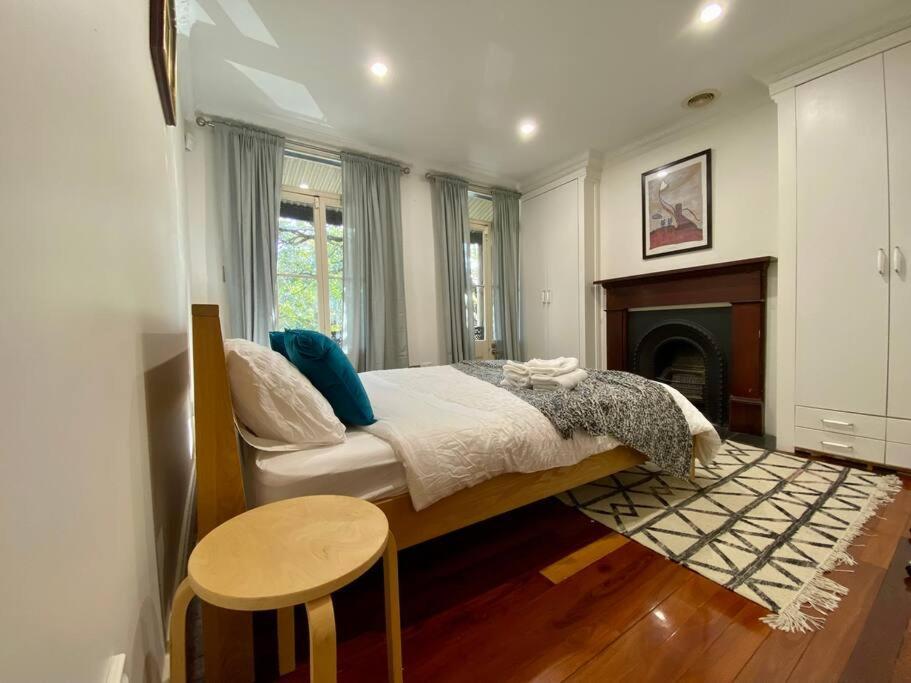 Holiday home Immaculate 3 Bed - Close To Everything! Sydney