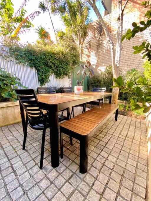 Immaculate 3 Bed - Close To Everything! Sydney