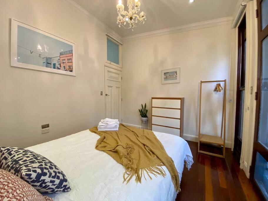 Immaculate 3 Bed - Close To Everything! *