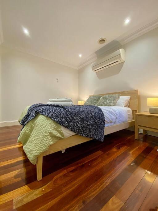 Immaculate 3 Bed - Close To Everything!