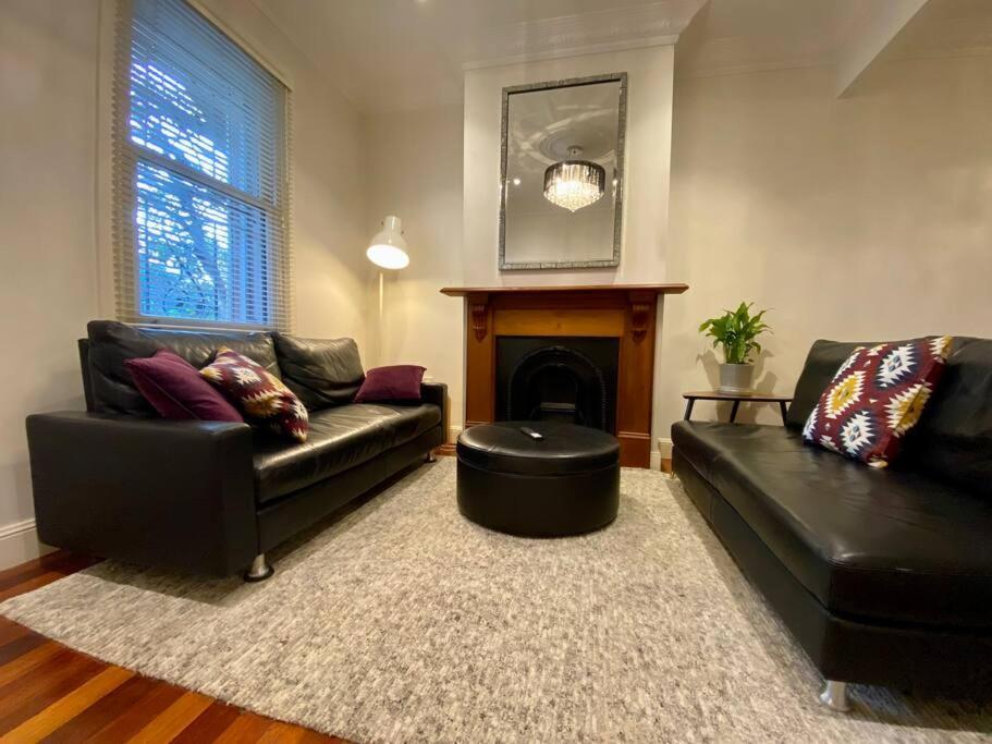 Immaculate 3 Bed - Close To Everything!