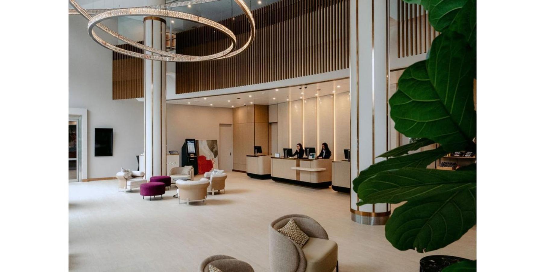 Hotel Crowne Plaza Airport By Ihg