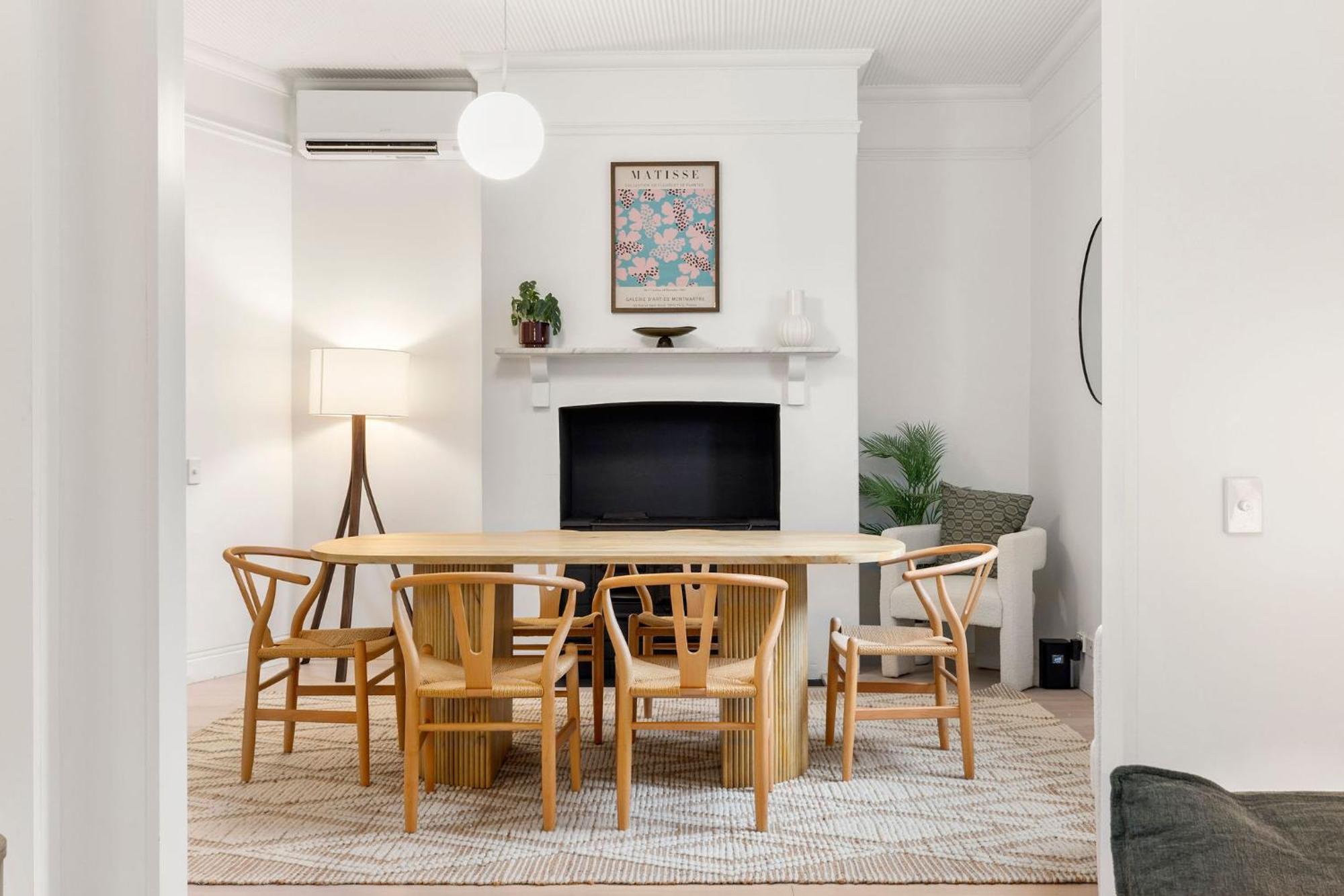 4 Trinity Avenue *