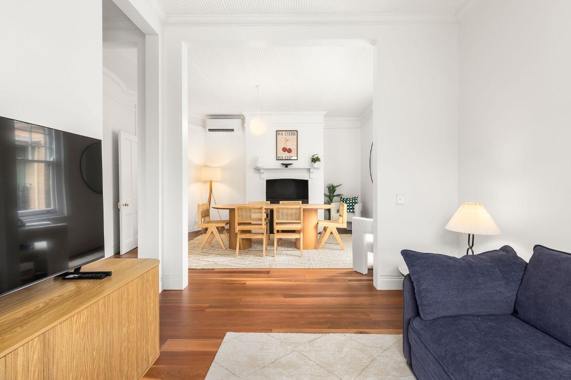 Apartment 4 Trinity Avenue *