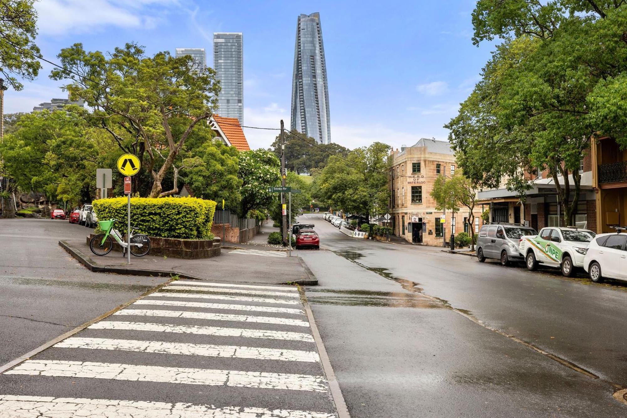 4 Trinity Avenue Apartment