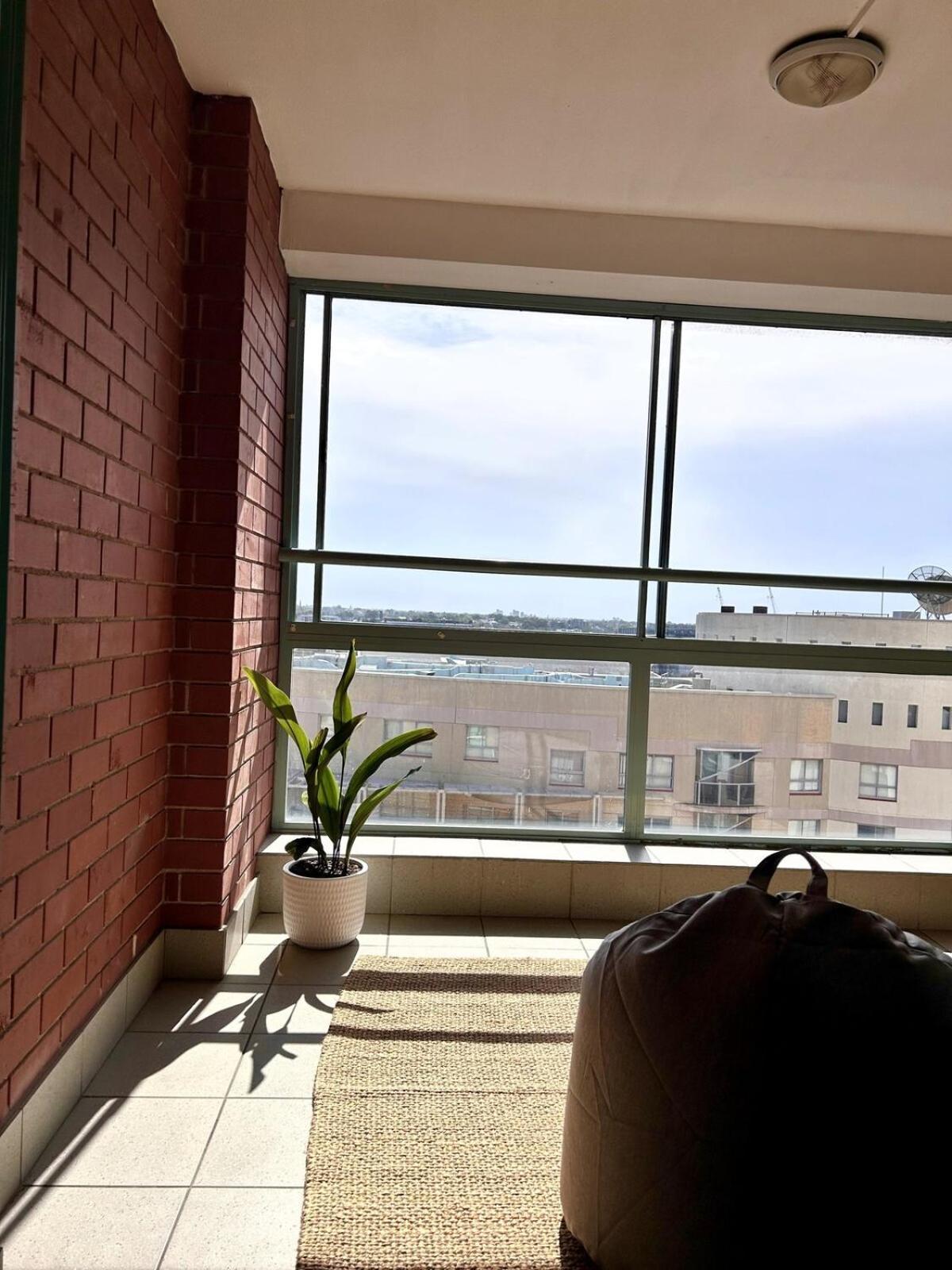 3br Penthouse In Cbd Wparking Apartment