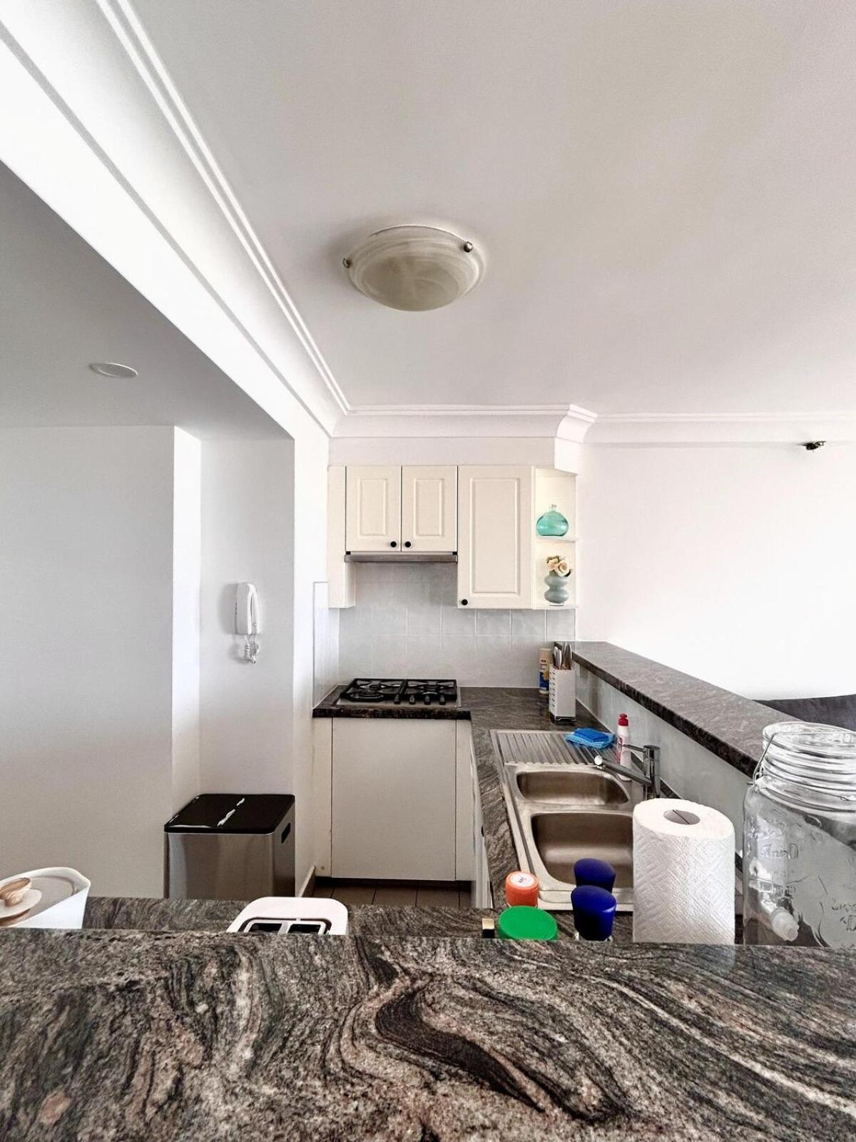 3br Penthouse In Cbd Wparking *