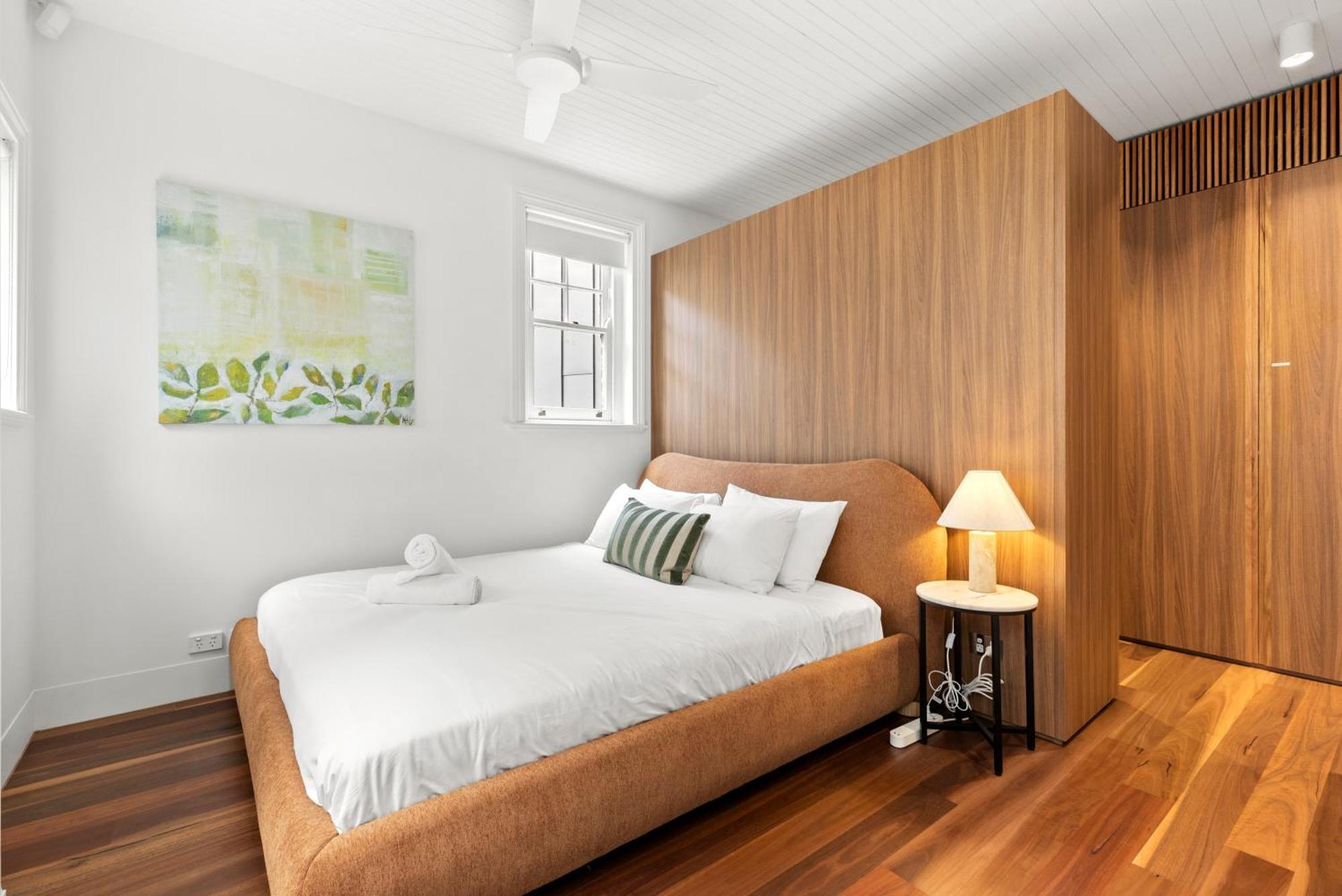 4 Trinity Avenue * Sydney