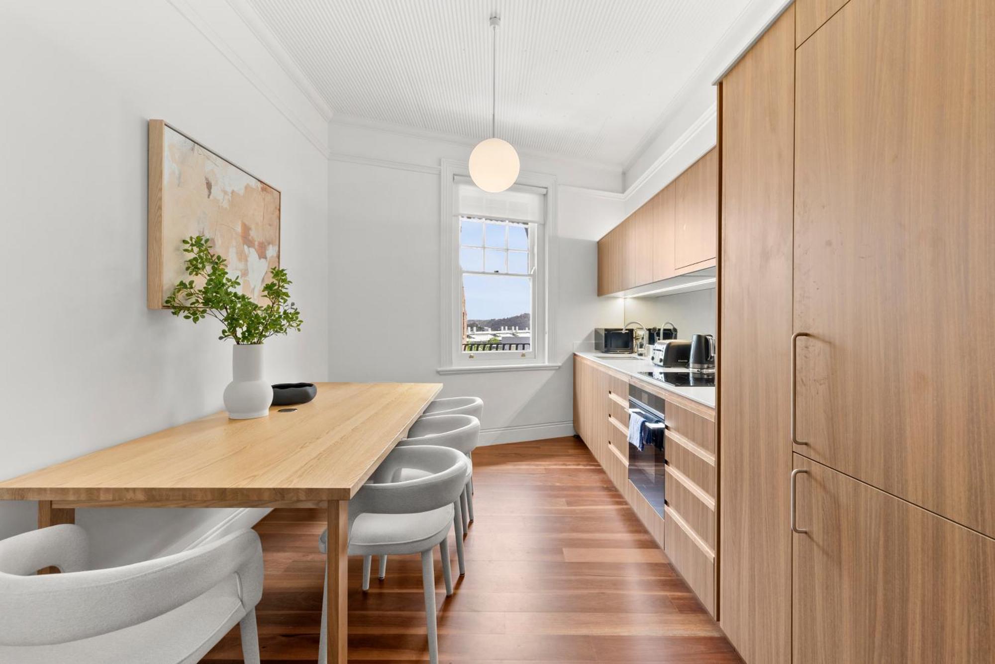4 Trinity Avenue Apartment