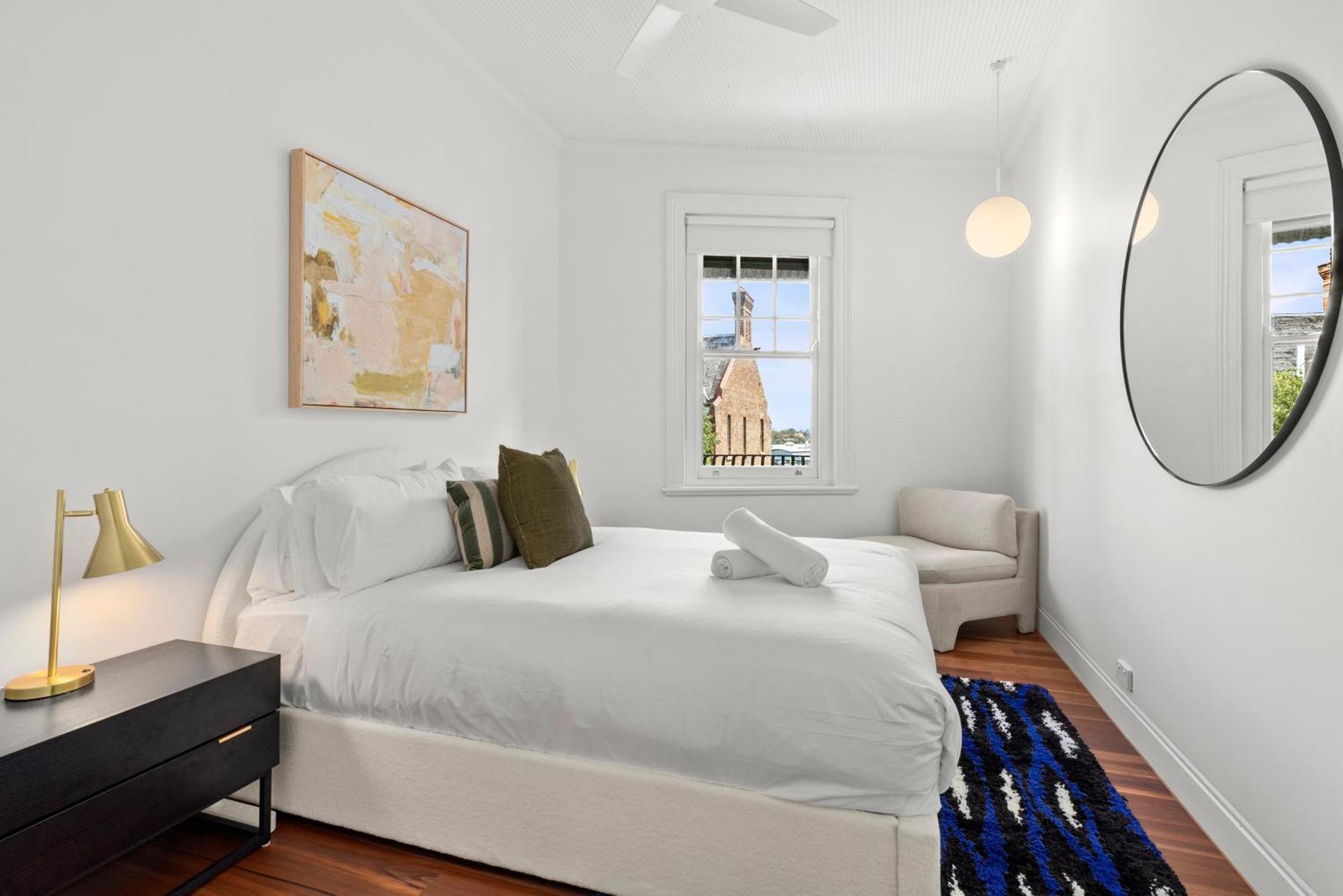 4 Trinity Avenue Apartment *