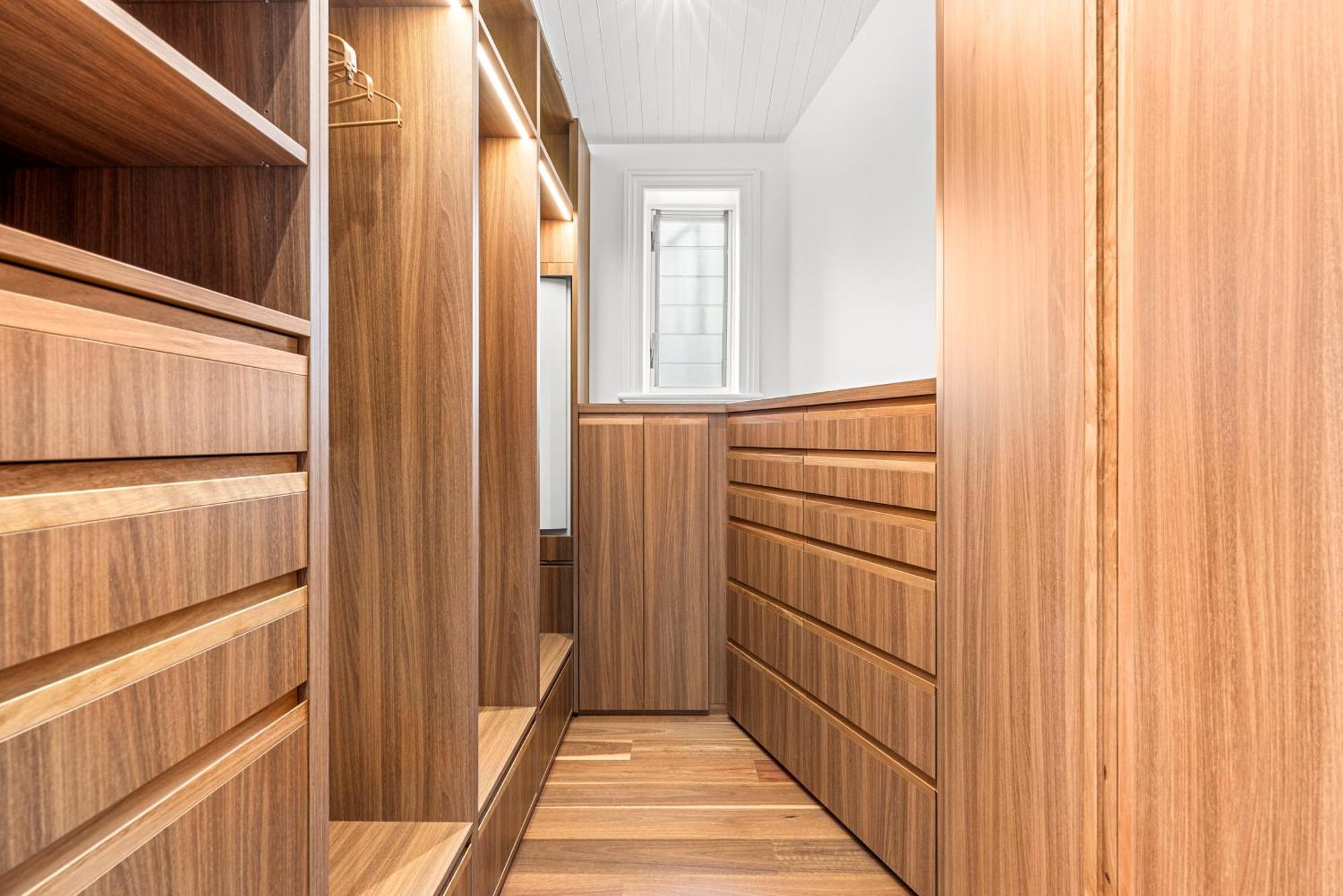 4 Trinity Avenue *