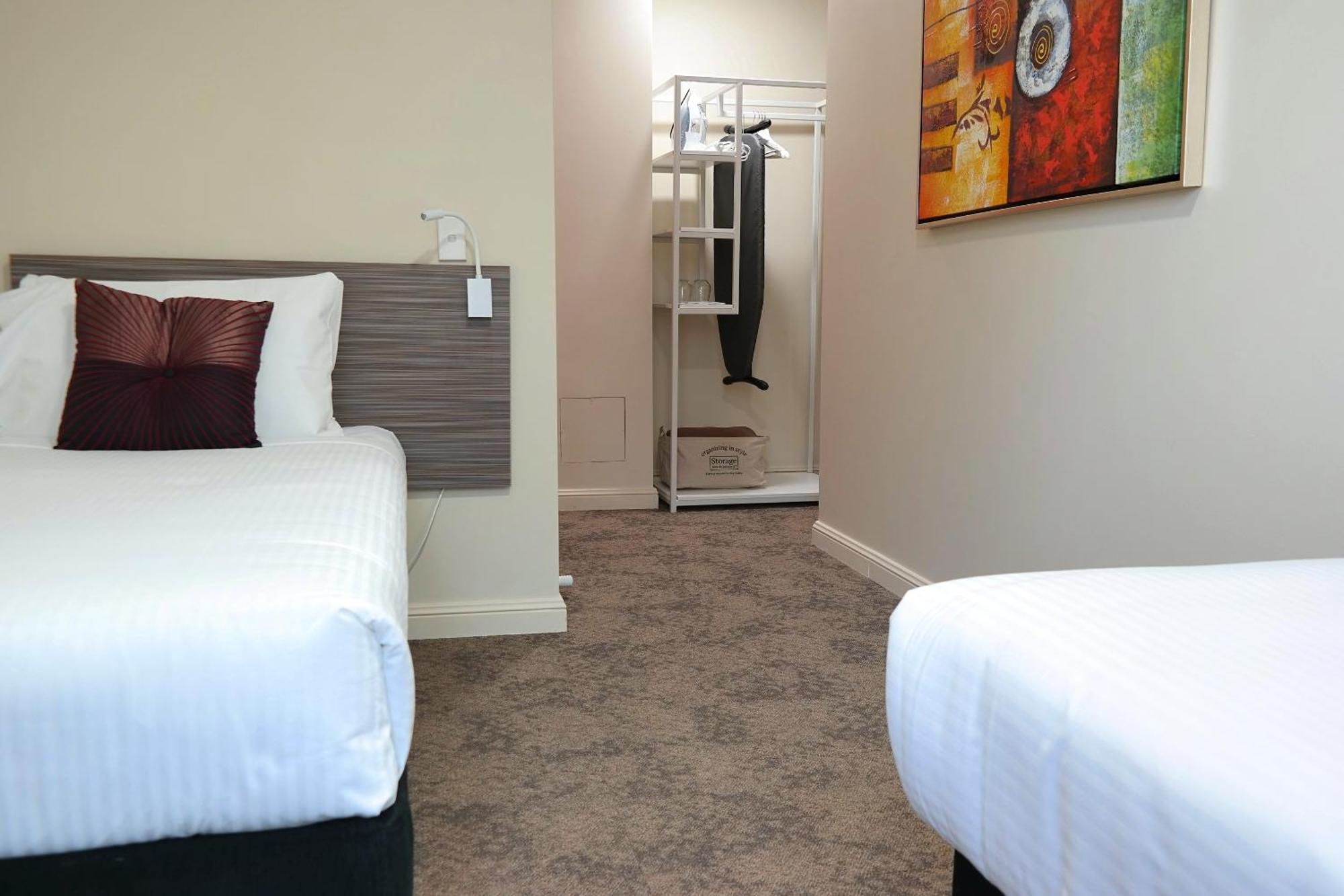 Hotel 28