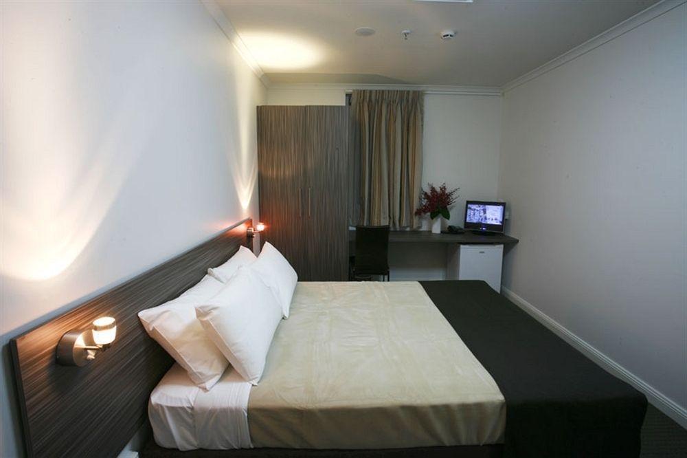 Hotel 28