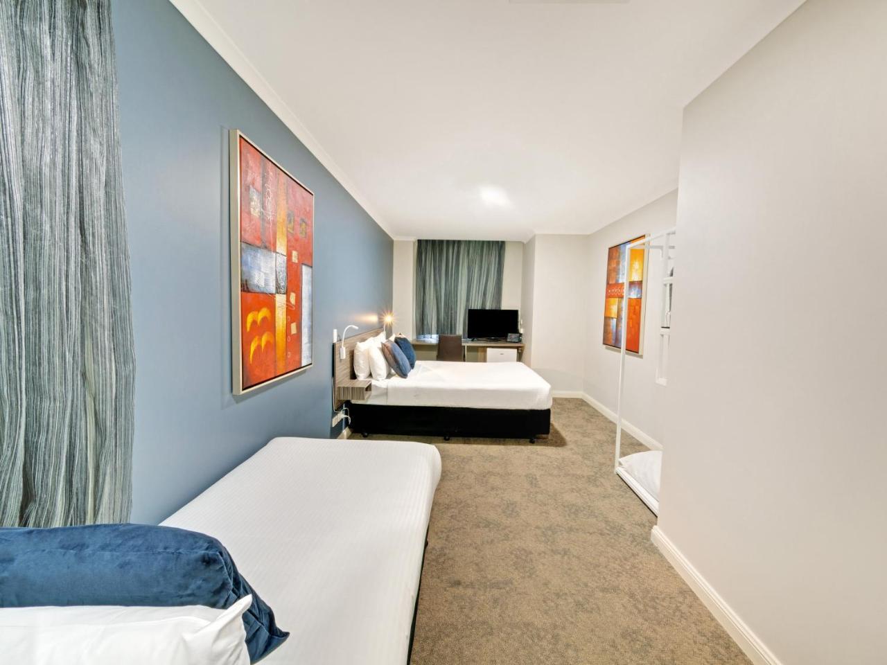 Hotel 28