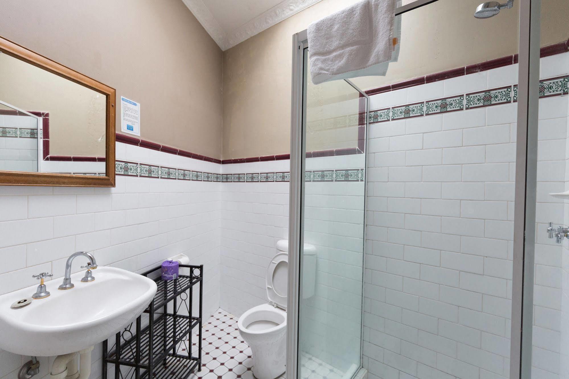 Dunkirk Pyrmont Hotel 2*