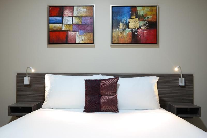 28 Hotel 3*