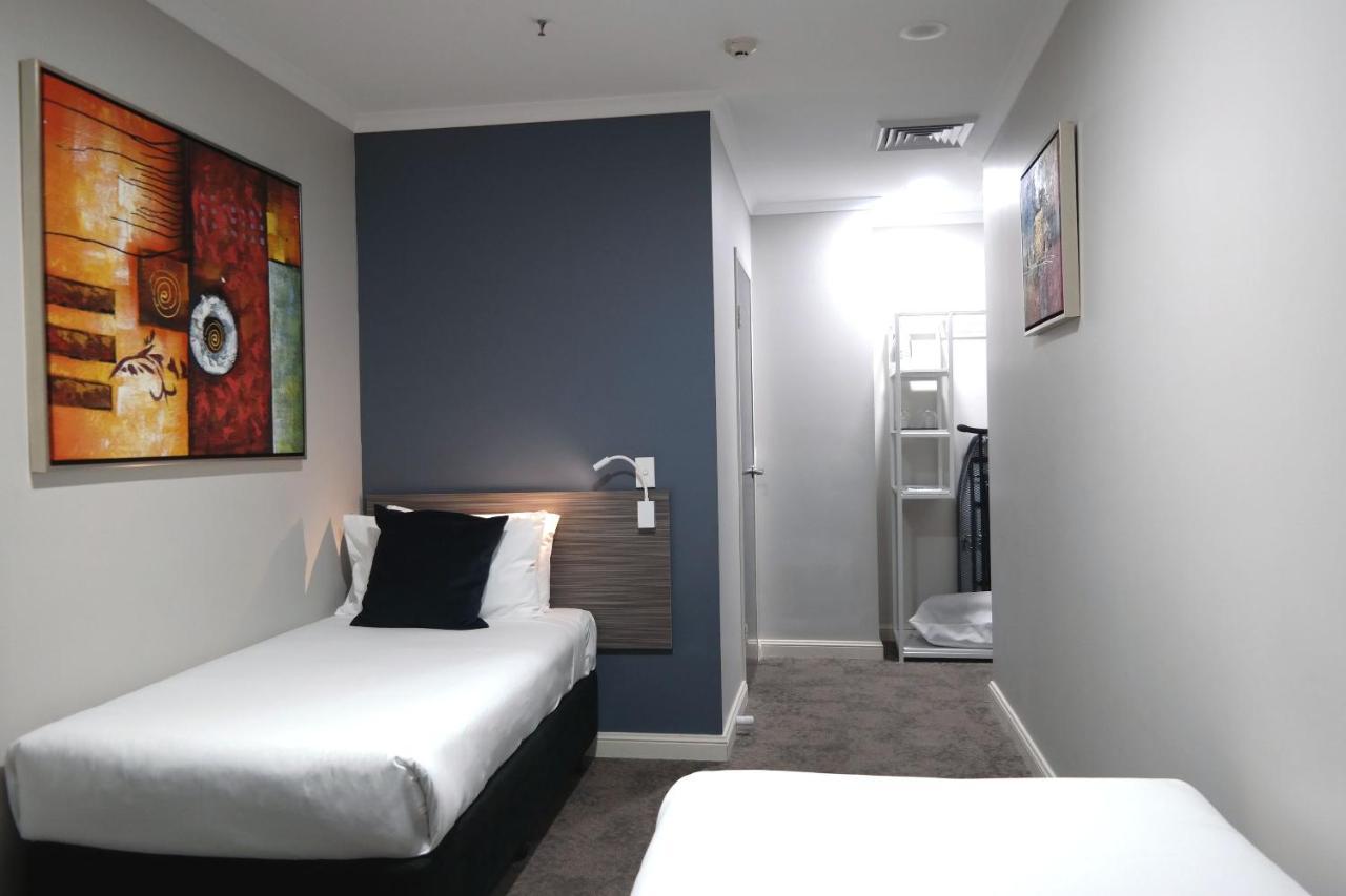 Hotel 28