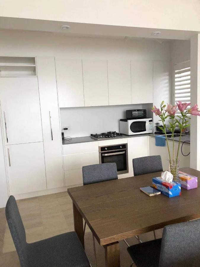 Harbour View Kirribilli Apartment
