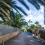 2 Bdrm North Sydney With Stunning Harbour Views - 16Wal