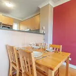 1Bd Apt W City View In The Little Italy