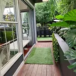Bamboo House, Close To The City & Airport & Train Station And Brighton Le Sands Beach