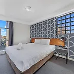 Sydney Cbd 2B Apt | City View