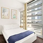 \'Sussex Suite\' Sunny City Living By Darling Harbour