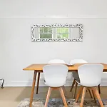 \'Four Keeps\' A Cosy North Sydney Wharf Hideaway