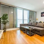 Sleek Chinatown Pad In The Heart Of The Cbd